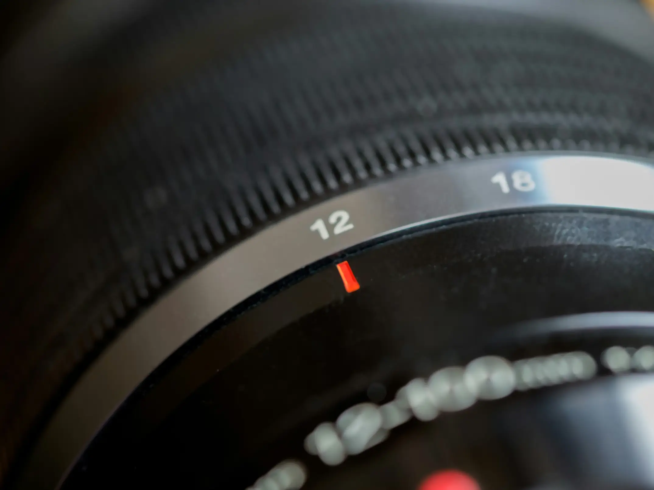 How to Determine the Required Focal Length for an Industrial Lens?